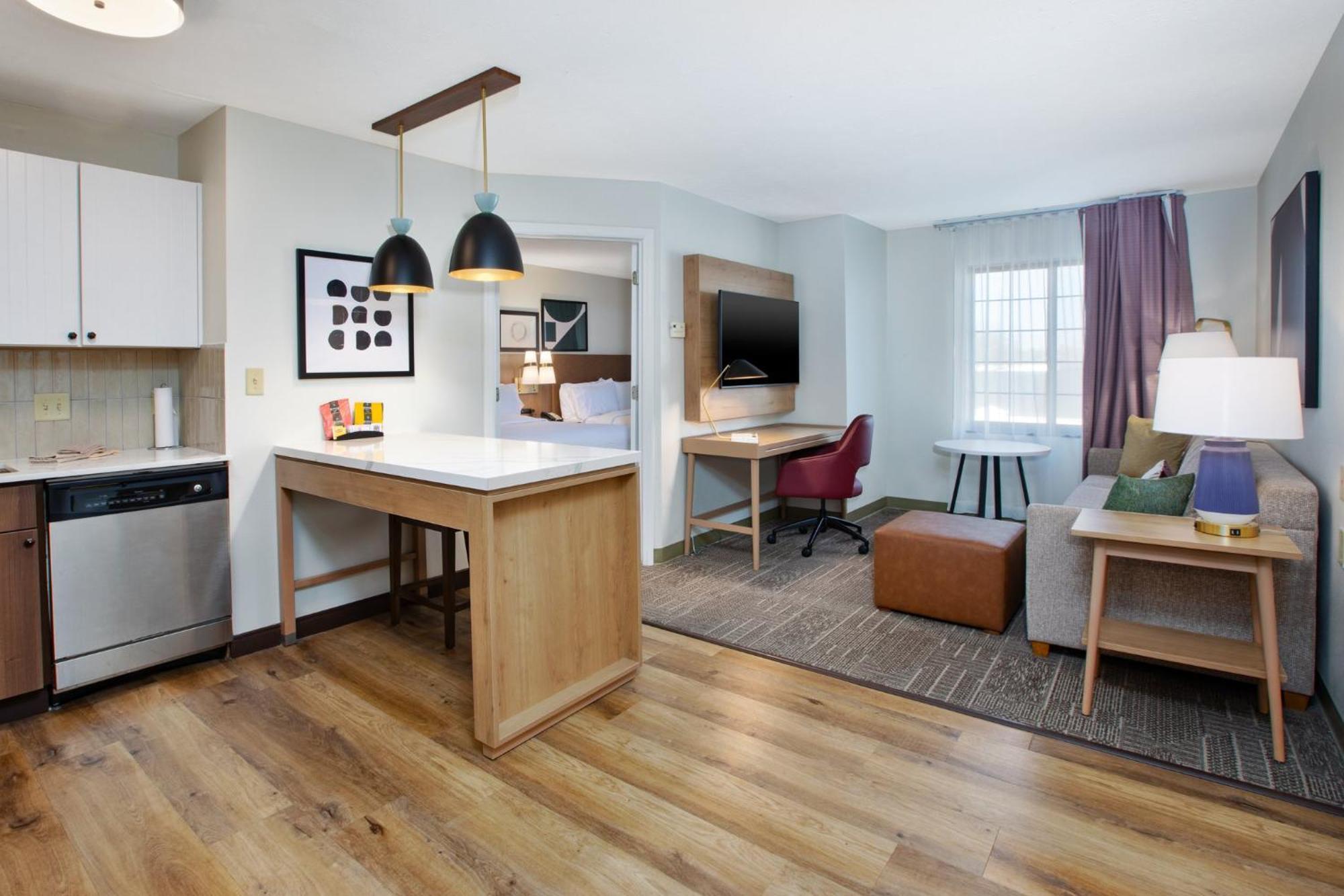 Staybridge Suites Omaha 80Th And Dodge By Ihg Экстерьер фото