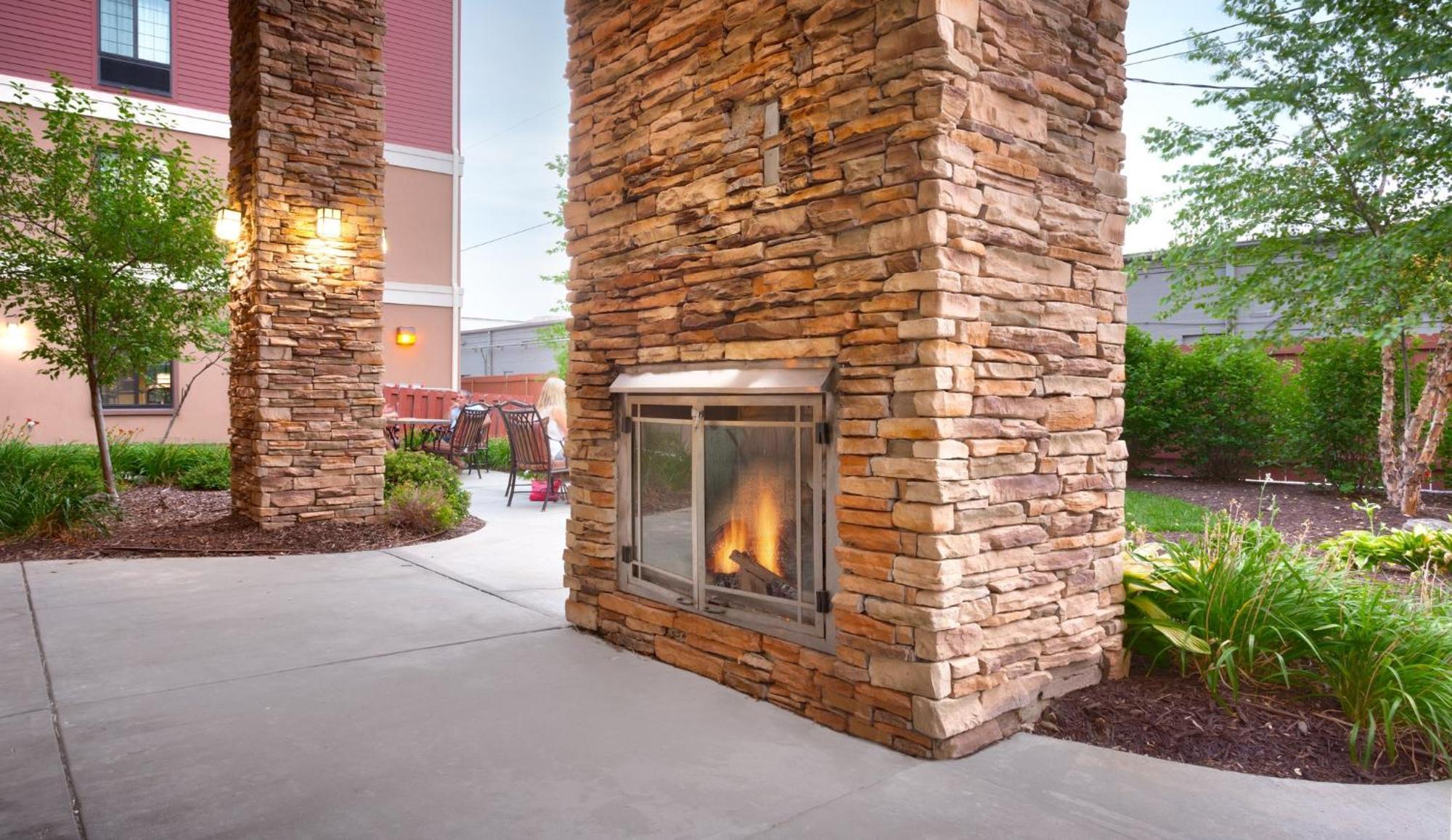 Staybridge Suites Omaha 80Th And Dodge By Ihg Экстерьер фото