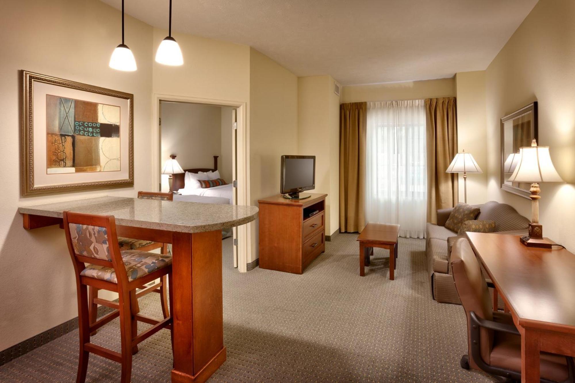 Staybridge Suites Omaha 80Th And Dodge By Ihg Экстерьер фото